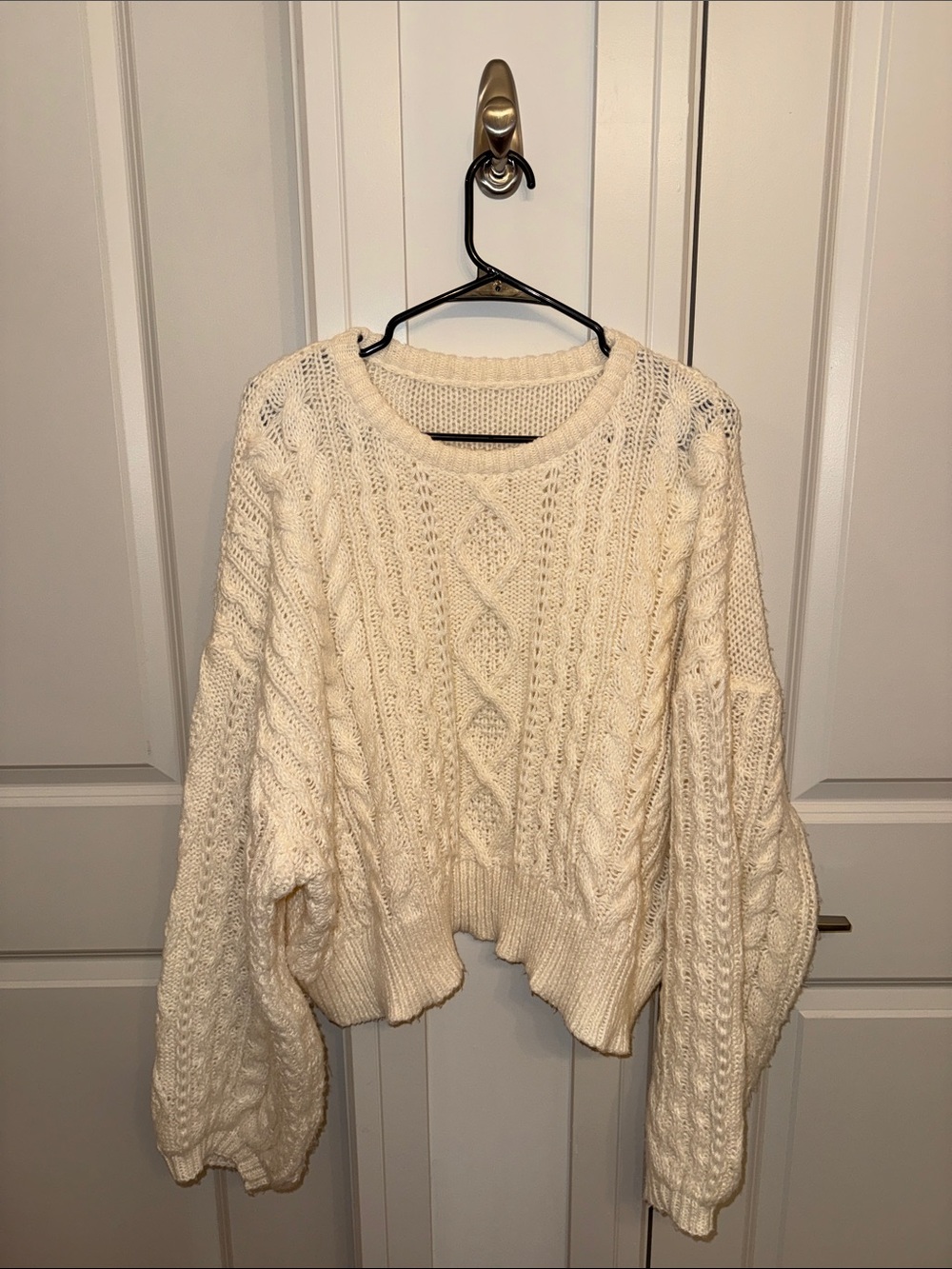 Women’s Cream Knit Sweater